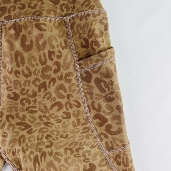 SCORPIO SOL THRILL SEEKER MOCHA LEOPARD ATHLETIC BIKE SHORTS - Picture 3 of 6